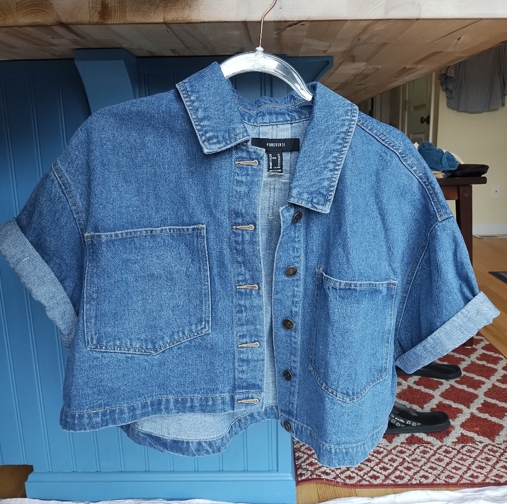 Forever 21 Cropped Denim Jacket XL